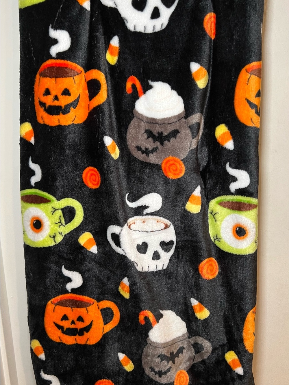 Halloween Mugs Plush Throw Blanket Bats Pumpkin Skull Monster Coffee Cocoa Whip